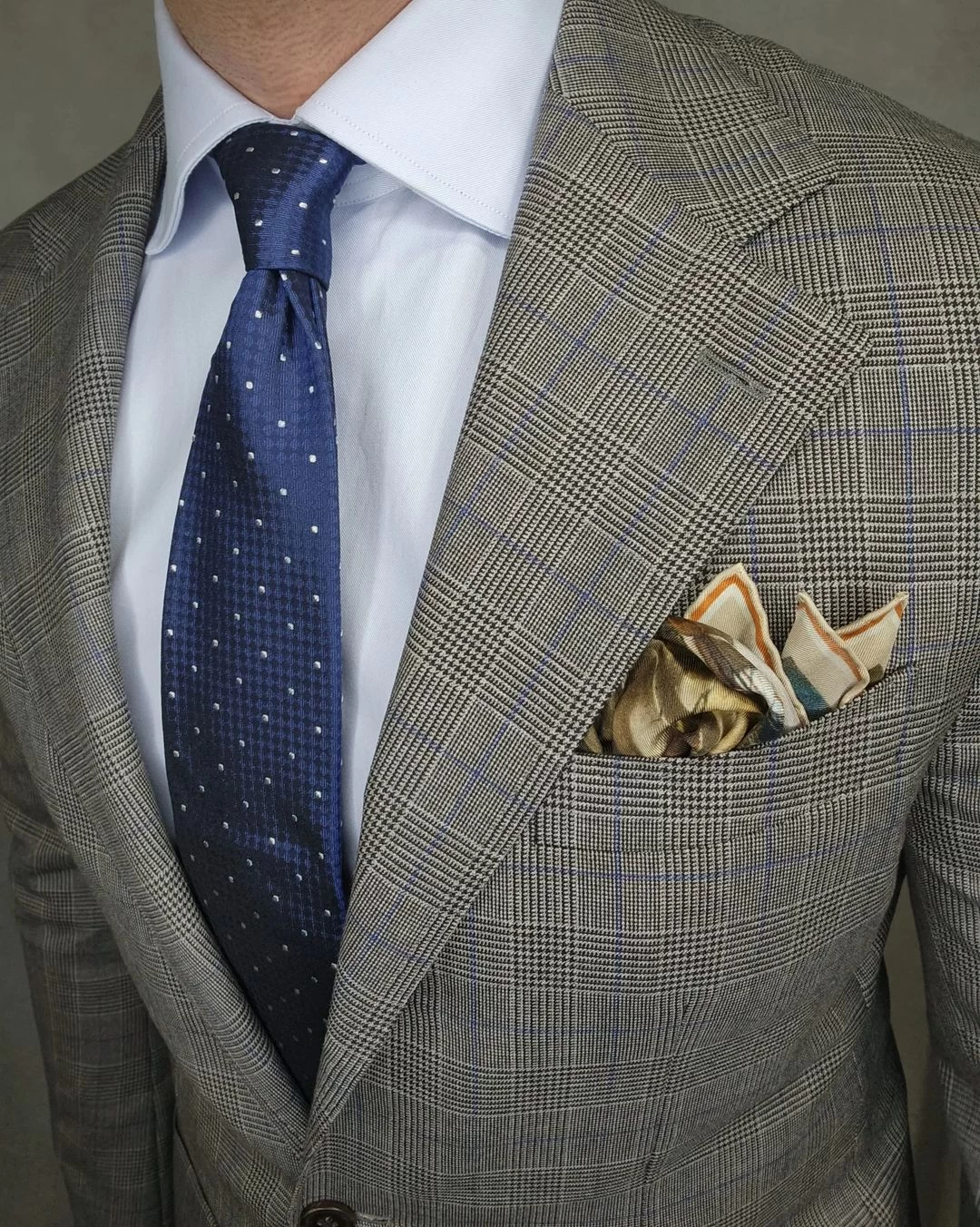 French Creek Polka Dot Silk Tie, Navy / Silver - Image 3