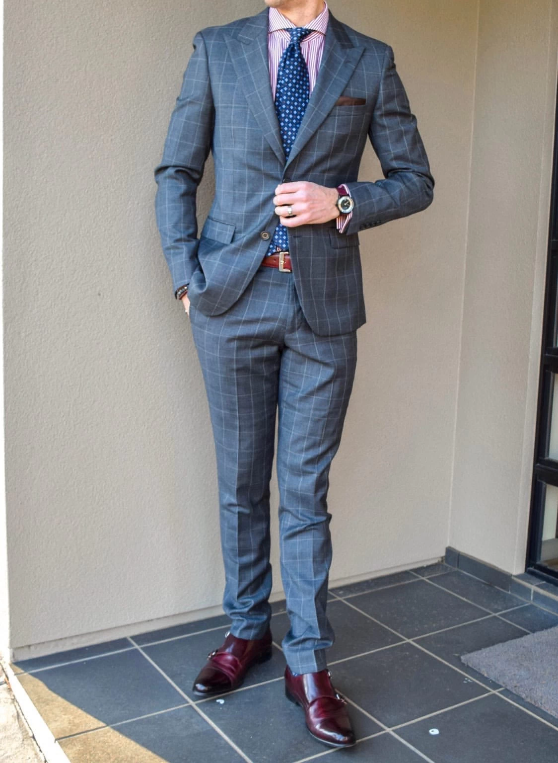 Montgomery Abstract Silk Tie, Navy / Light Blue / Brown - Image 8