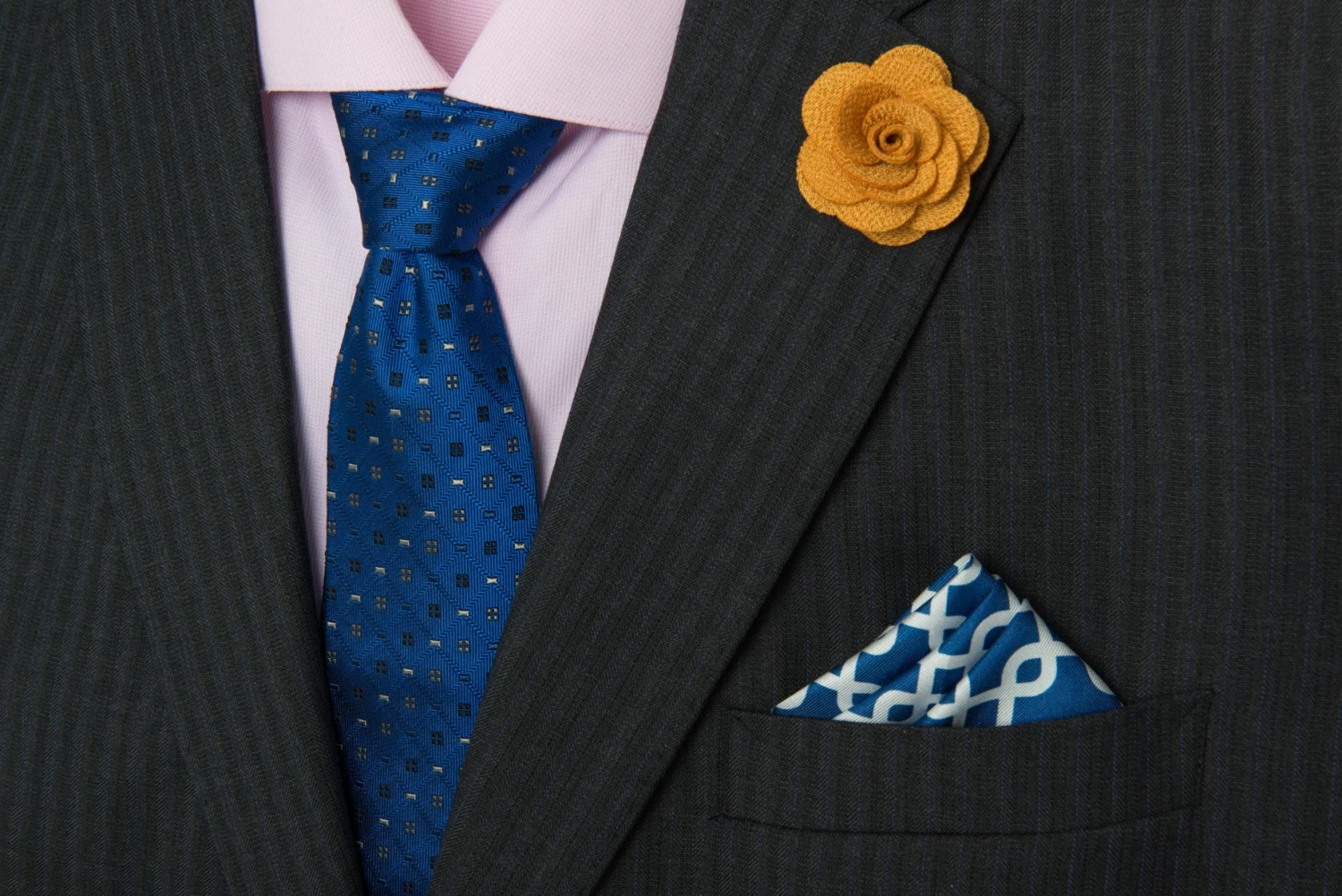 Three Ties, Pocket Squares And Lapel Flowers Starter Kit - Image 13