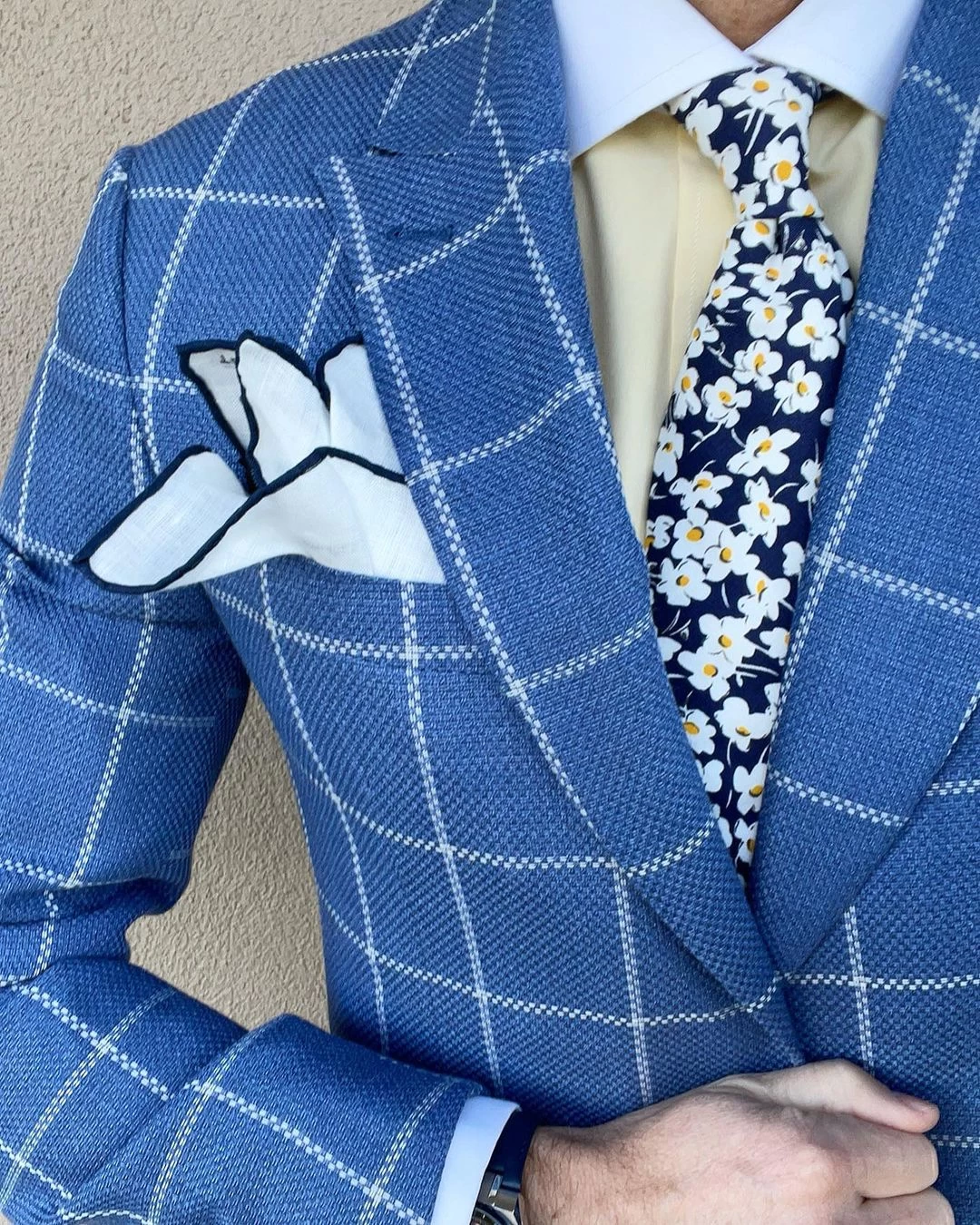 Tuxedo White Linen Pocket Square, White / Navy - Image 3